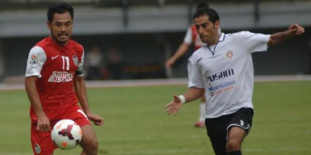 Ponaryo Astaman Dipinjamkan ke Persija Ponaryo Astaman Dipinjamkan ke Persija