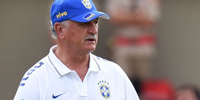 Scolari Ingin Tantang Argentina di Final