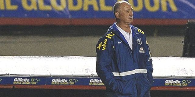 Pemain Brasil Dicemooh Publik Sendiri, Scolari Kalem Pemain Brasil Dicemooh Publik Sendiri, Scolari Kalem