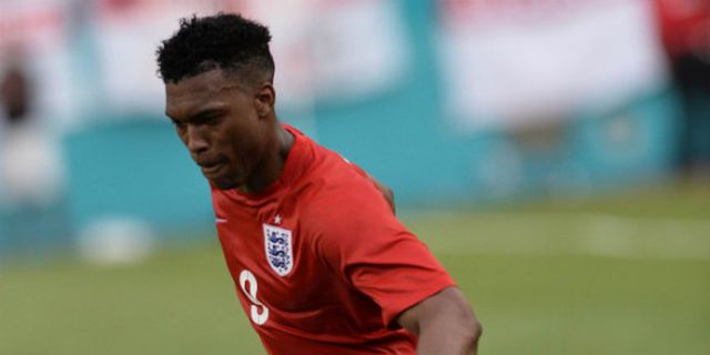 Mandul Lawan Honduras, Sturridge Dilempar Kaleng Bir