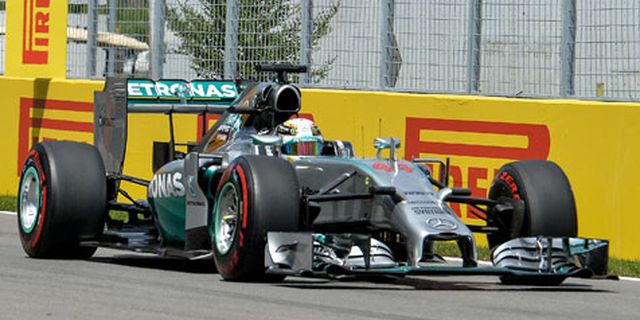 Hamilton Jelaskan Penyebab Gagal Finis di F1 GP Kanada