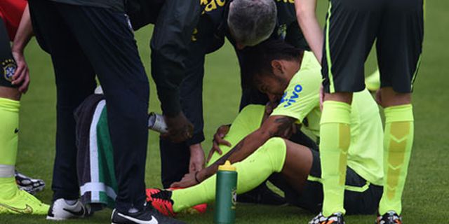 Neymar Hebohkan Sesi Latihan Brasil