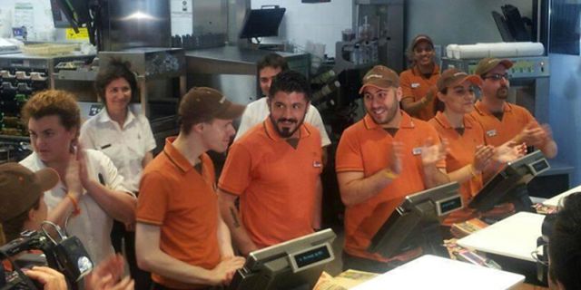 Video: Gattuso Kini Jadi Pelayan Restoran Cepat Saji?