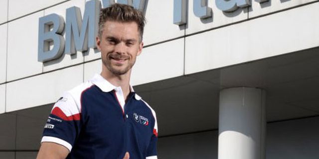 Leon Camier Jadi Cadangan Nicky Hayden di Catalunya