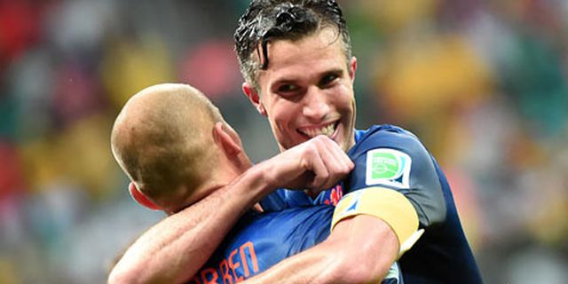 Gerus Spanyol, RVP dan Robben Dicatat Sejarah