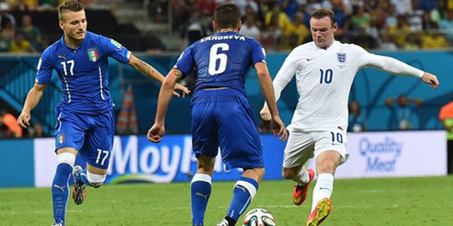 Maradona: Lawan Italia, Rooney Telah Gagal Maradona: Lawan Italia, Rooney Telah Gagal