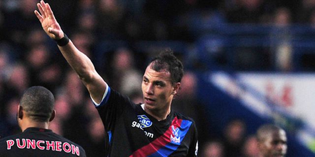 Chamakh Ingin Tinggal Di Inggris