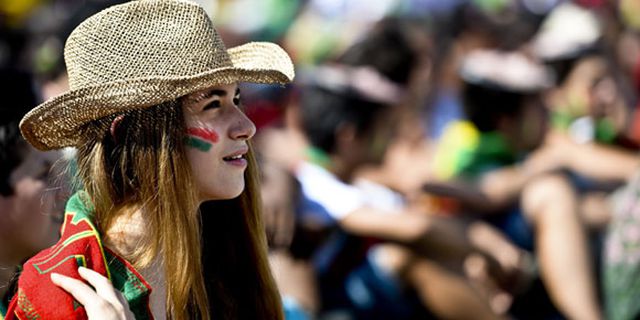 Galeri Suporter: Jerman vs Portugal