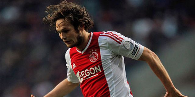 Daley Blind Abaikan Gosip ke Man United 