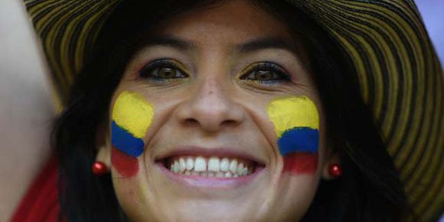 Galeri Suporter: Kolombia vs Pantai Gading