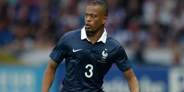 Dianggap Sebagai Pembuat Onar, Evra Pilih Cuek