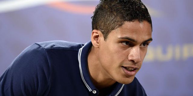 Varane Hargai Keberadaan Evra Sebagai Mentor Prancis 