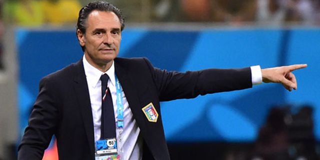 Prandelli Tetap Yakin Italia Lolos