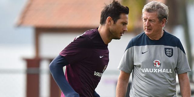 Hodgson Berencana Halangi Rencana Pensiun Lampard