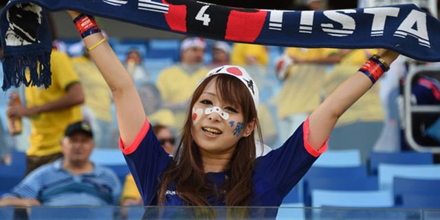 Galeri Suporter: Jepang vs Kolombia Galeri Suporter: Jepang vs Kolombia