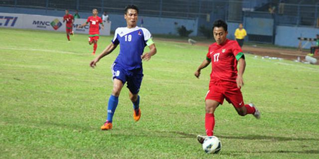 Riedl Ogah Istimewakan Samsul Arif dan Hendro Siswanto