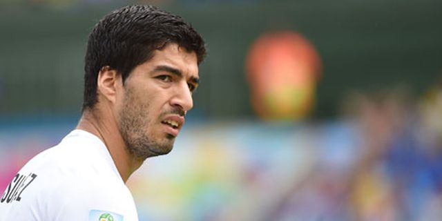 Ginola: Sekarang Klub Akan Berpikir Ulang Datangkan Suarez Ginola: Sekarang Klub Akan Berpikir Ulang Datangkan Suarez
