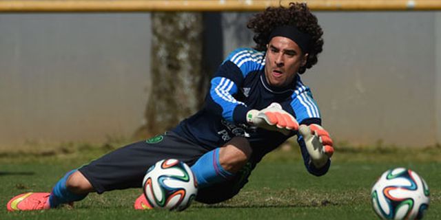 Ochoa Enggan Fokus pada Robben Ochoa Enggan Fokus pada Robben