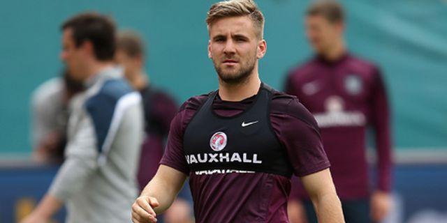 Tak Bermain di Liga Champions Bukan Masalah Bagi Luke Shaw