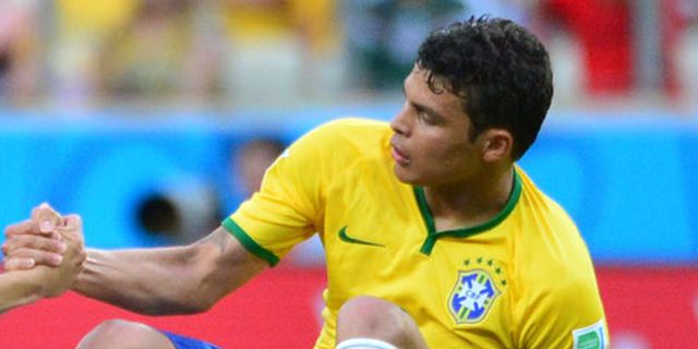 Thiago Silva Minta Brasil Kendalikan Emosi