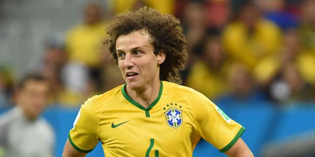 David Luiz Diragukan Hadapi Chile 