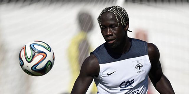Tampil Melempem, Pogba Dibela Sagna Tampil Melempem, Pogba Dibela Sagna