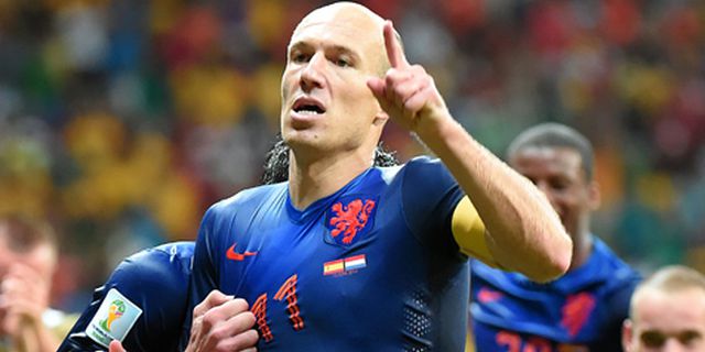 Van Buyten Dukung Robben Raih Golden Boot