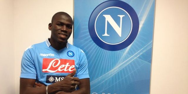 Napoli Resmi Gaet Koulibaly