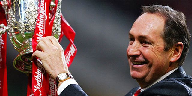 Houllier Bersimpati Terhadap Kasus Suarez  