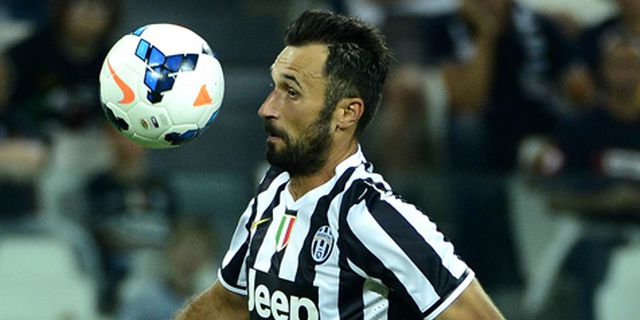 Juve Lepas Vucinic ke Al Jazira Juve Lepas Vucinic ke Al Jazira