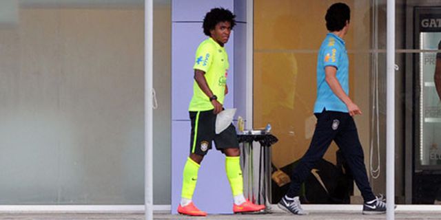 Setelah Neymar, Willian Juga Cedera Setelah Neymar, Willian Juga Cedera