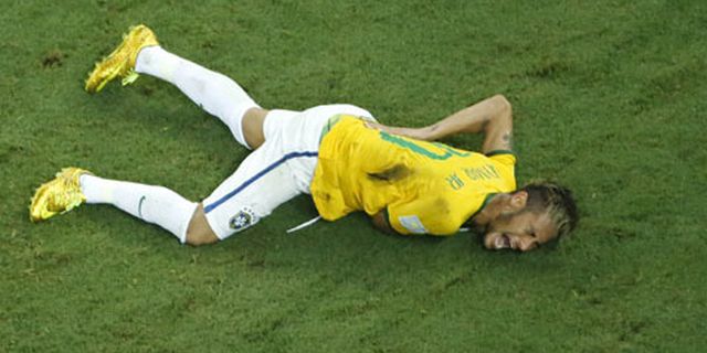 Gesture E Tois Brasil, Simpati Untuk Neymar