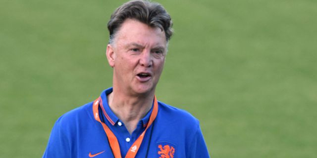 De Boer: Van Gaal Bisa Memberikan Sukses di United De Boer: Van Gaal Bisa Memberikan Sukses di United