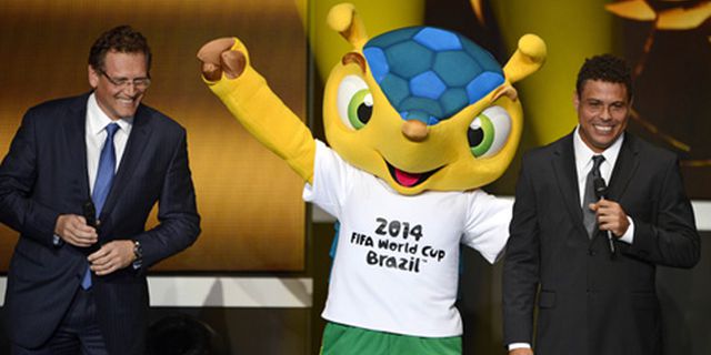 FIFA Dituding Salah Gunakan Maskot Piala Dunia