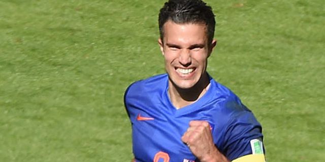 Van Persie Puas Balas Kritikan Pedas 