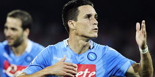 Barcelona Diam-diam Dekati Callejon Barcelona Diam-diam Dekati Callejon