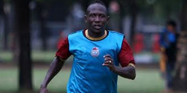 Mamadou Pilih Lebaran di Kampung Istri