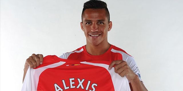 Walcott: Alexis Sanchez Pemain Kelas Dunia