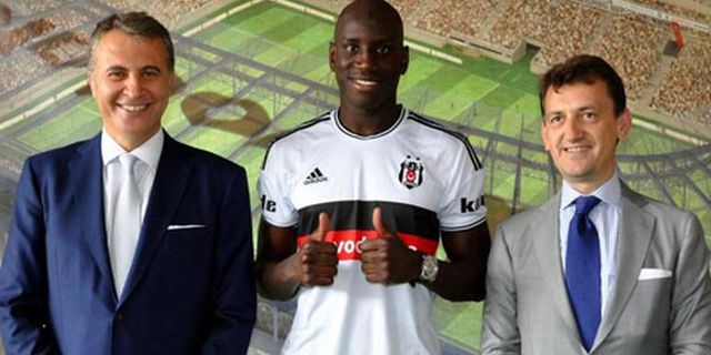 Sudah di Istanbul, Demba Ba Segera Capai Kesepakatan