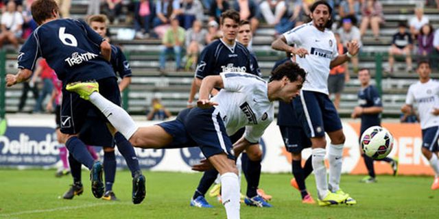 Inter Hajar Trentino di Laga Perdana Pra-musim Inter Hajar Trentino di Laga Perdana Pra-musim