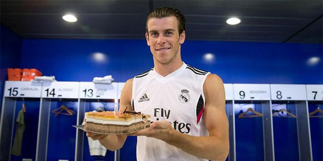 Berulang Tahun, Madrid Kado Bale Kue & Video 