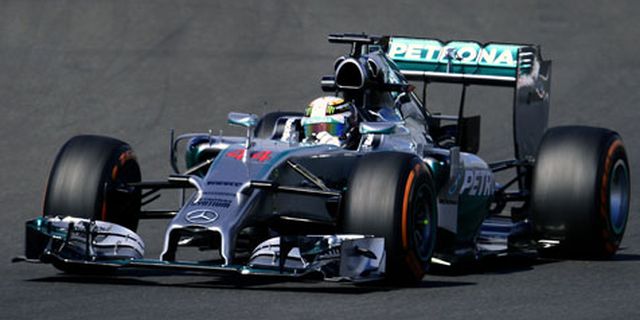 Start dari Grid 20, Hamilton Sukses Naik Podium