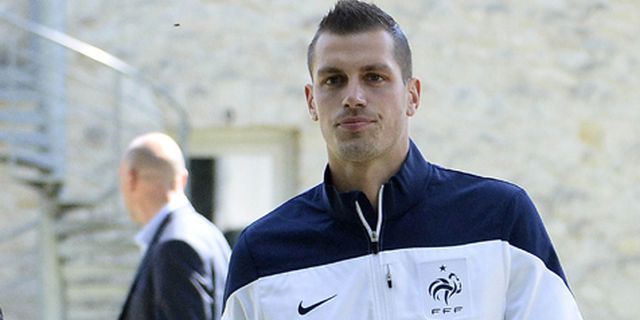 Tolak Arsenal, Schneiderlin Mantap Pilih Spurs