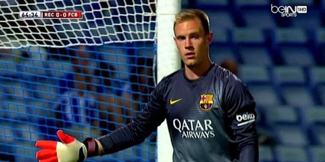 Video: Ter Stegen Lakoni Aksi ala Neuer di Debut Barca 