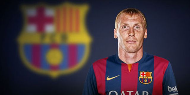 Barcelona Konfirmasi Kedatangan Jeremy Mathieu