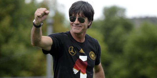Loew Garansi Tak Akan Tinggalkan Jerman Loew Garansi Tak Akan Tinggalkan Jerman
