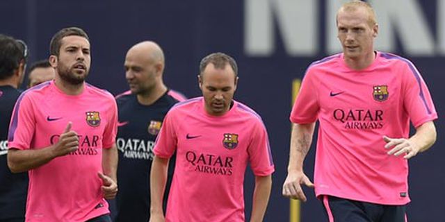 Iniesta Ingin Messi, Neymar dan Suarez Segera Gabung