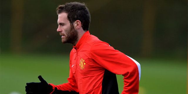 Mata Minta Van Gaal Mainkan Dirinya di Posisi Ini 