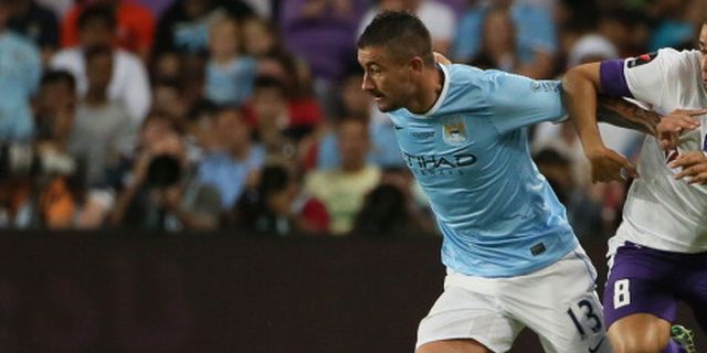 Kolarov Enggan Kembali ke Serie A 