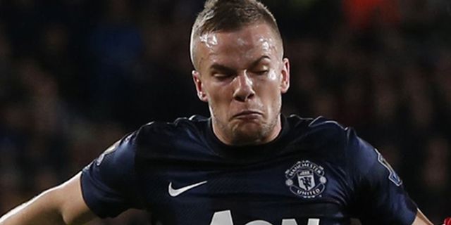 Everton Ingin Datangkan Cleverley